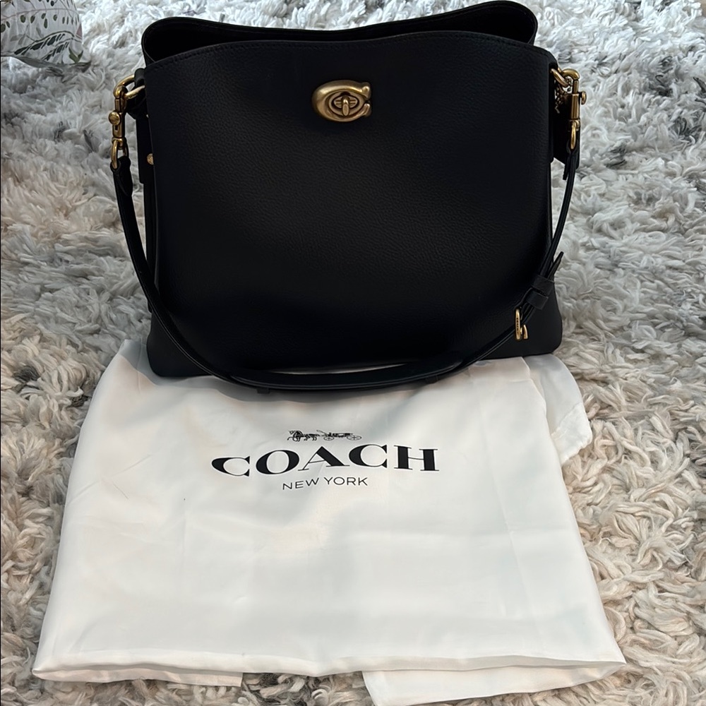 Coach Black Leather Shoulder Bag with Gold Hardware